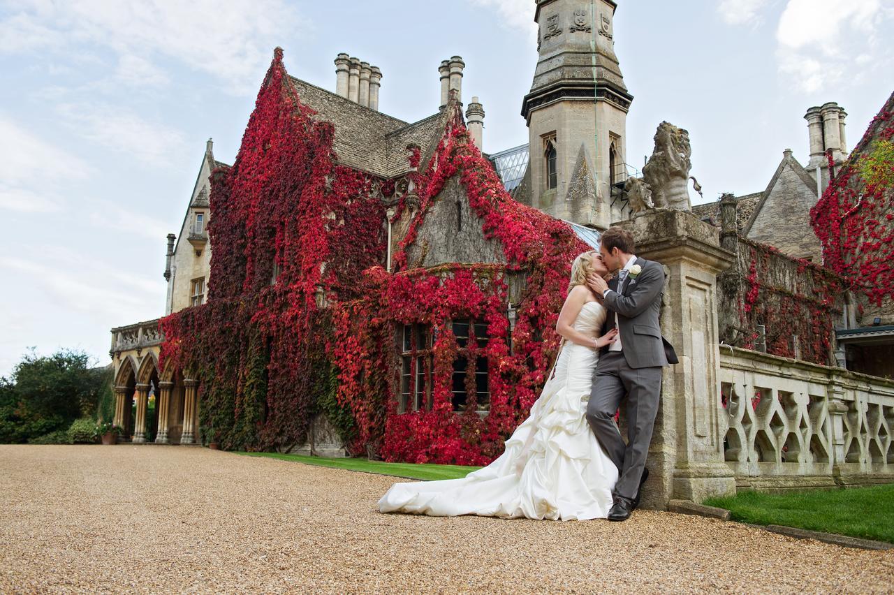 Manor By The Lake Cheltenham Bagian luar foto